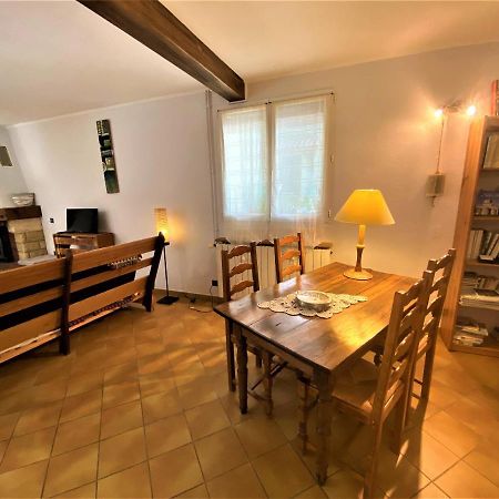 Gite De Groupe 15 A 19P, Parc, Salle De Reception - Chambres D'Hotes En Semaine 贝尔格新城 外观 照片