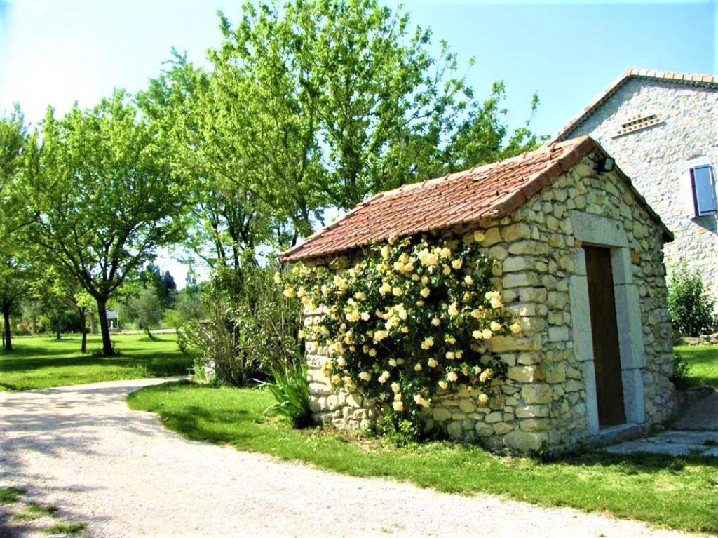 Gite De Groupe 15 A 19P, Parc, Salle De Reception - Chambres D'Hotes En Semaine 贝尔格新城 外观 照片
